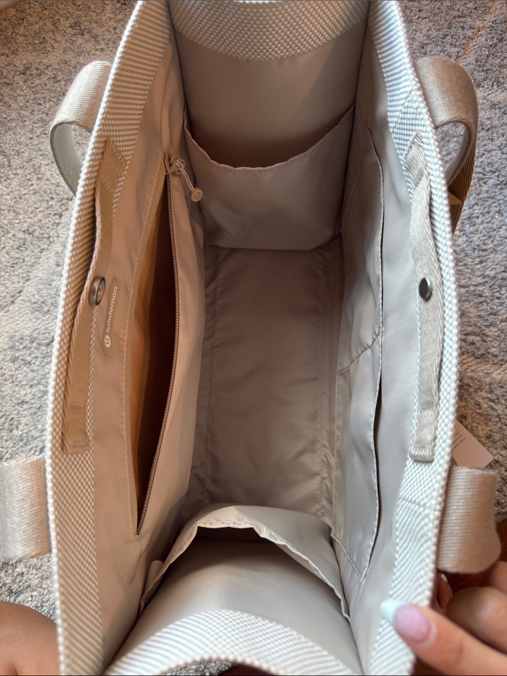 lululemon Two Tone Canvas Tote 10L - Picture 2 of 8